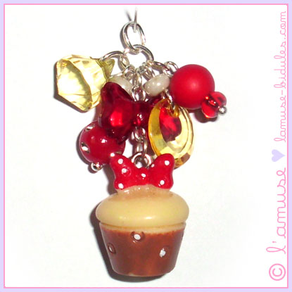 Cutecake cluster charm Cutecake cluster charm