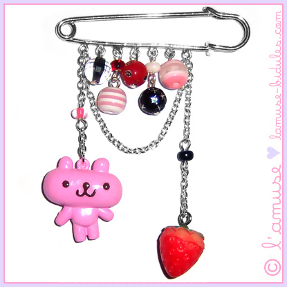 Cutie kilt pin