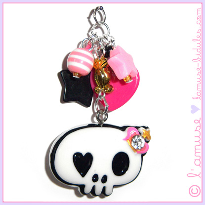 Death Kiss cluster charm