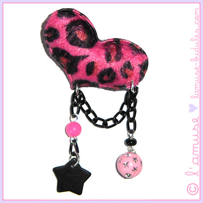 Fluffy Leopard brooch