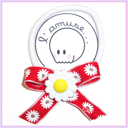 Marguerite ponytail holder