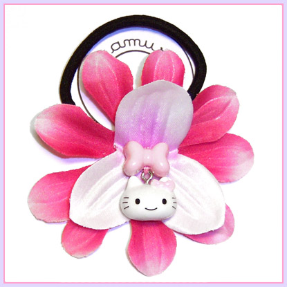 Smiling Kitty ponytail holder