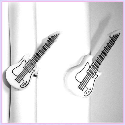 Stratocaster ring