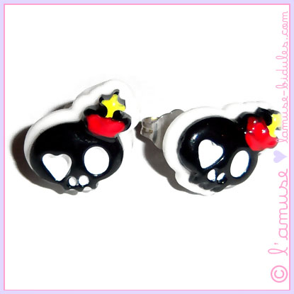 Temptation earrings