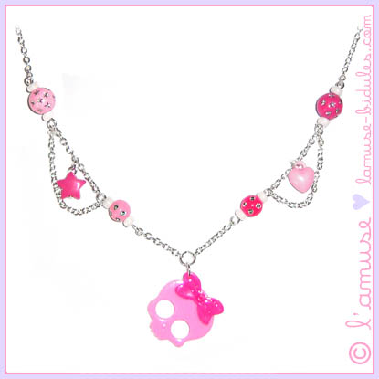 Venus necklace
