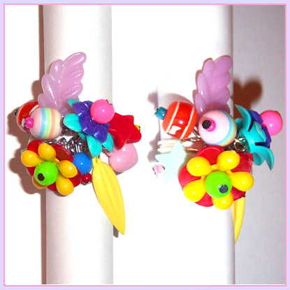 80s Flowers cluster ring